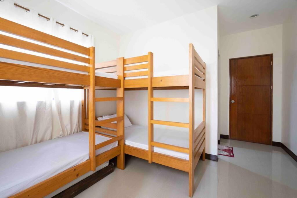 Four Bedroom Staycation House In Tagaytay Tagaytay City Buitenkant foto