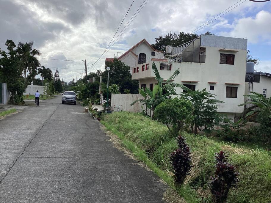 Four Bedroom Staycation House In Tagaytay Tagaytay City Buitenkant foto